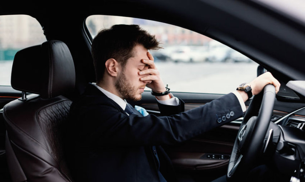 Svarbiausios taisyklės kaip vairuojant pavargti kuo mažiau